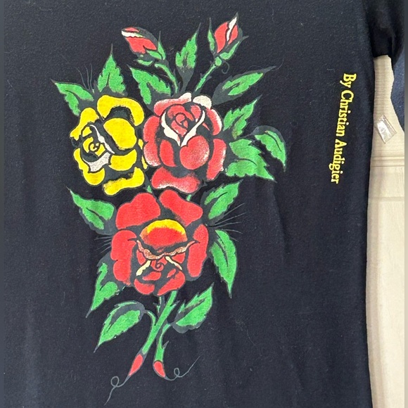 Ed Hardy by Christian Audigier Long Sleeve Rose Bouquet Tattoo Graphic Tee Sz S - Picture 6 of 10